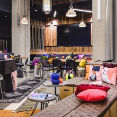 Отель Moxy Poznan Airport Польша, Познань - отзывы, цены и фото номеров - забронировать отель Moxy Poznan Airport онлайн детские мероприятия