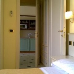 Отель Residence Record Римини сейф в номере