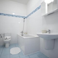 Отель Old Town Apartment Prague Чехия, Прага - отзывы, цены и фото номеров - забронировать отель Old Town Apartment Prague онлайн ванная