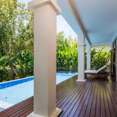 Отель Secret Garden Villas-Furama Beach Danang бассейн
