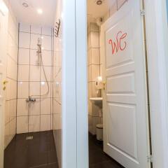 Old Town Hostel Alur ванная