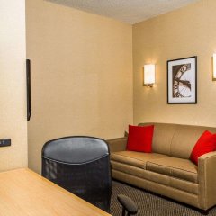 Cambria Hotel Traverse City in Grand Traverse Bay, United States of America from 291$, photos, reviews - zenhotels.com guestroom photo 3