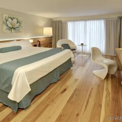 Отель Radisson Hotel Admiral Toronto-Harbourfront Канада, Торонто - отзывы, цены и фото номеров - забронировать отель Radisson Hotel Admiral Toronto-Harbourfront онлайн комната для гостей фото 2