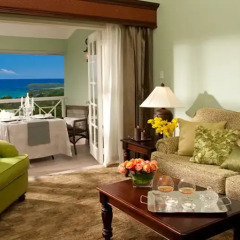 Отель Sandals Ochi Beach Resort All Inclusive Couples Only комната для гостей