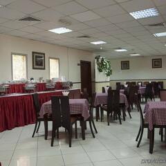 Отель Tulip Inn Al Qusais Dubai Suites питание