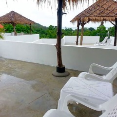 Отель Chalaroste Lanta The Private Resort Ланта пляж