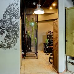 Отель Bangkok Bed And Bike Бангкок интерьер отеля фото 2