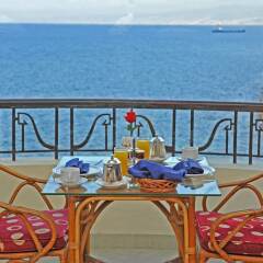 Warwick Palm Beach Hotel балкон