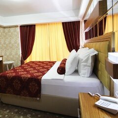 Grand Corner Boutique Hotel 4* Стандартный семейный номер с различными типами кроватей фото 5