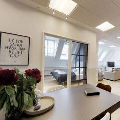Отель Stylish 4 bed+2bath by Kgs. Have комната для гостей фото 2