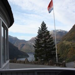 Отель Hotell Utsikten Geiranger - by Classic Norway балкон