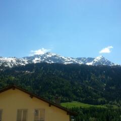 Отель Bed&Bike Tremola San Gottardo Айроло