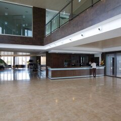 Отель R2 Bahía Playa Design Hotel & Spa Wellness - Adults Only Испания, Тарахалехо - отзывы, цены и фото номеров - забронировать отель R2 Bahía Playa Design Hotel & Spa Wellness - Adults Only онлайн интерьер отеля
