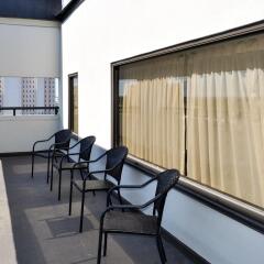 Отель Comfort Inn Downtown Charleston балкон