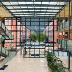 Отель Marriott Lyon Cité Internationale интерьер отеля фото 3