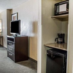 Отель Holiday Inn Express Columbus Downtown удобства в номере фото 2
