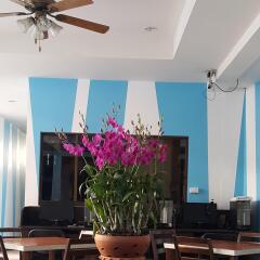 MT Hotel интерьер отеля