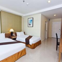 Отель The Platinum Suite Бангкок комната для гостей фото 4