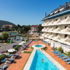 Отель Astuy Apartamentos Испания, Арнуэро - отзывы, цены и фото номеров - забронировать отель Astuy Apartamentos онлайн бассейн фото 3