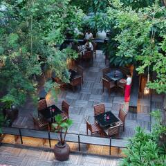 Trang Hotel Bangkok развлечения
