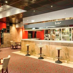 Отель ibis budget Paris Porte de Bercy Франция, Шарантон-ле-Пон - отзывы, цены и фото номеров - забронировать отель ibis budget Paris Porte de Bercy онлайн гостиничный бар