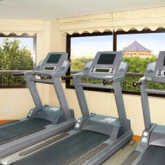 Отель Guangdong Hotel Китай, Гуанчжоу - отзывы, цены и фото номеров - забронировать отель Guangdong Hotel онлайн фитнесс-зал фото 2