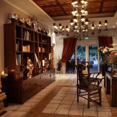 Отель Hôtel Saint Amour La Tartane развлечения