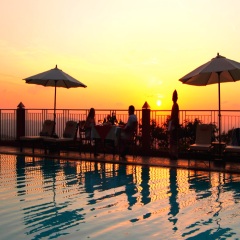 Отель Amaya Hills бассейн