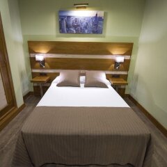 Отель Hostal Ferreira комната для гостей фото 4