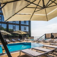 M1 Club Hotel бассейн фото 3