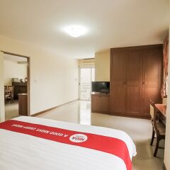 Отель NIDA Rooms Room Thetavee Suan Luang удобства в номере фото 2