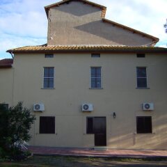 Отель Agriturismo Il Poderino Италия, Тарквиния - отзывы, цены и фото номеров - забронировать отель Agriturismo Il Poderino онлайн вид на фасад