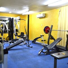 Crystal Plaza Hotel фитнесс-зал фото 2