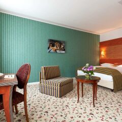 Отель Grand Hotel Mercure Biedermeier Wien Австрия, Вена - 4 отзыва об отеле, цены и фото номеров - забронировать отель Grand Hotel Mercure Biedermeier Wien онлайн комната для гостей фото 3