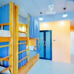NOMAD Hostel Krabi комната для гостей