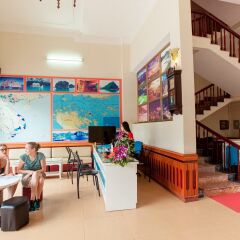 Alex Hotel интерьер отеля