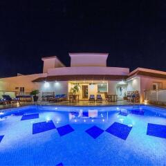 Отель Quality Inn Mazatlan бассейн