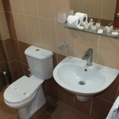 Lifos Hotel ванная