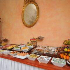 Hotel Metamorphis питание
