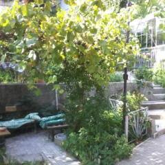 Гостиница Guesthouse Kalarasha фото 10