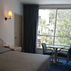 Отель Petra Palace Hotel Иордания, Вади-Муса - отзывы, цены и фото номеров - забронировать отель Petra Palace Hotel онлайн сейф в номере