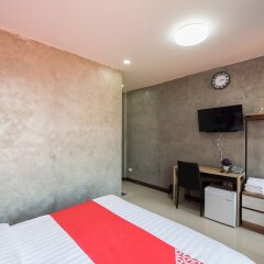 OYO 106 5 Chang Palace Hotel Бангкок удобства в номере