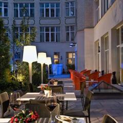 Adina Apartment Hotel Berlin CheckPoint Charlie
