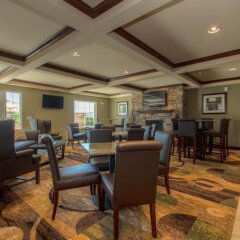Отель Cobblestone Inn & Suites – St. Mary’s интерьер отеля