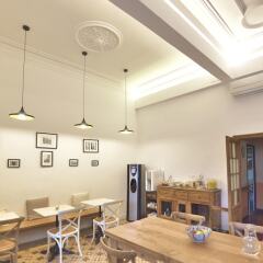 Отель Hostal Girona Испания, Барселона - отзывы, цены и фото номеров - забронировать отель Hostal Girona онлайн помещение для мероприятий