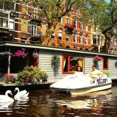 Отель Phildutch Houseboat Amsterdam Bed and Breakfast фото 2
