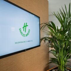 Отель Holiday Inn Manchester West Солфорд