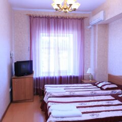 Гостиница Complex Mir в Белгороде 6 отзывов об отеле, цены и фото номеров - забронировать гостиницу Complex Mir онлайн Белгород комната для гостей фото 5