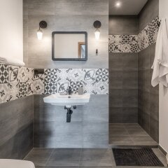 Отель RentPlanet - Apartament widokowy Atal Польша, Вроцлав - отзывы, цены и фото номеров - забронировать отель RentPlanet - Apartament widokowy Atal онлайн ванная
