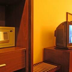 Arabela Hotel сейф в номере